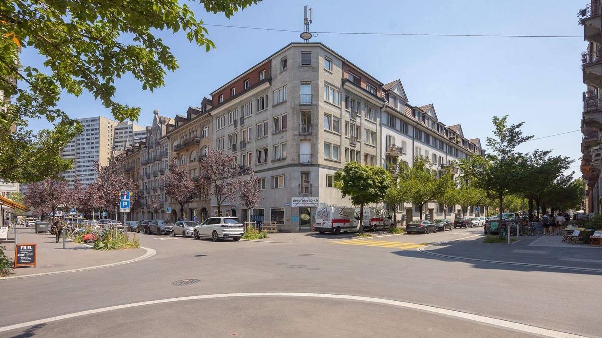 Sihlfeld Apartment | Cozy Studio with Balcony in the City (BE-41)