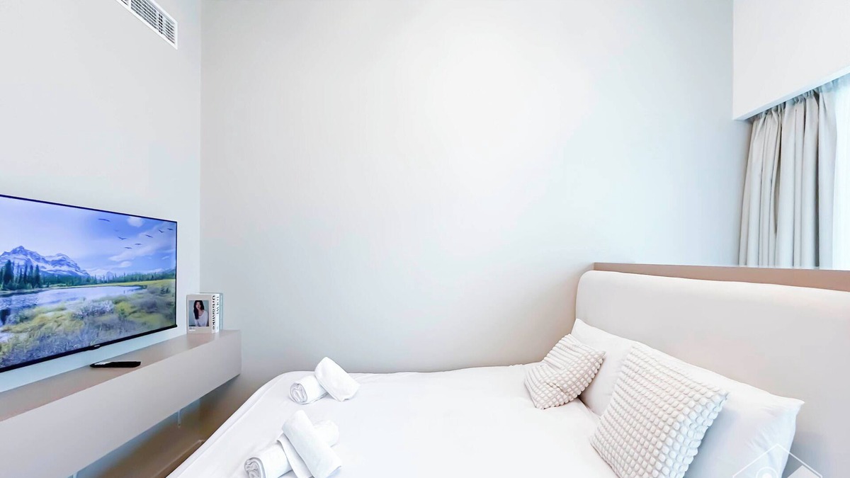 Jadaf Apartment | Cozy Studio with Balcony & Stunning Views