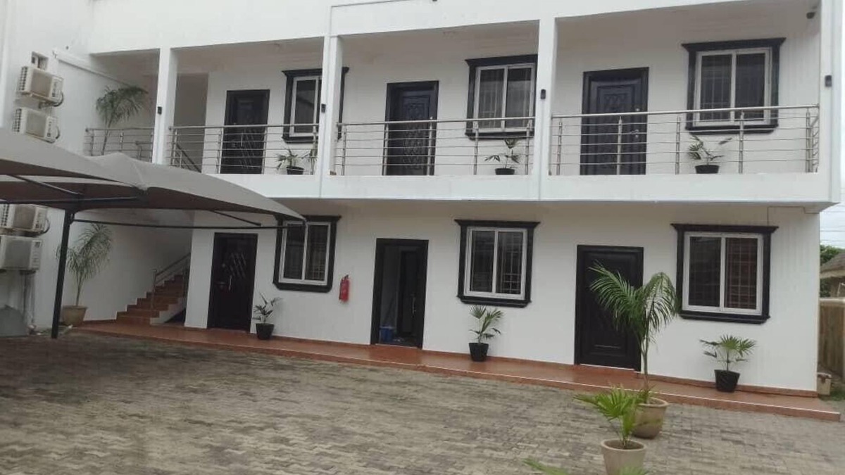 Bono East Region Apartment | Cozy Studio with Pool & Gym!