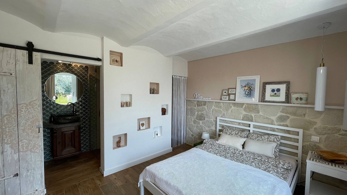 Leobendorf Apartment | Cozy stylish apartment very close to Vienna