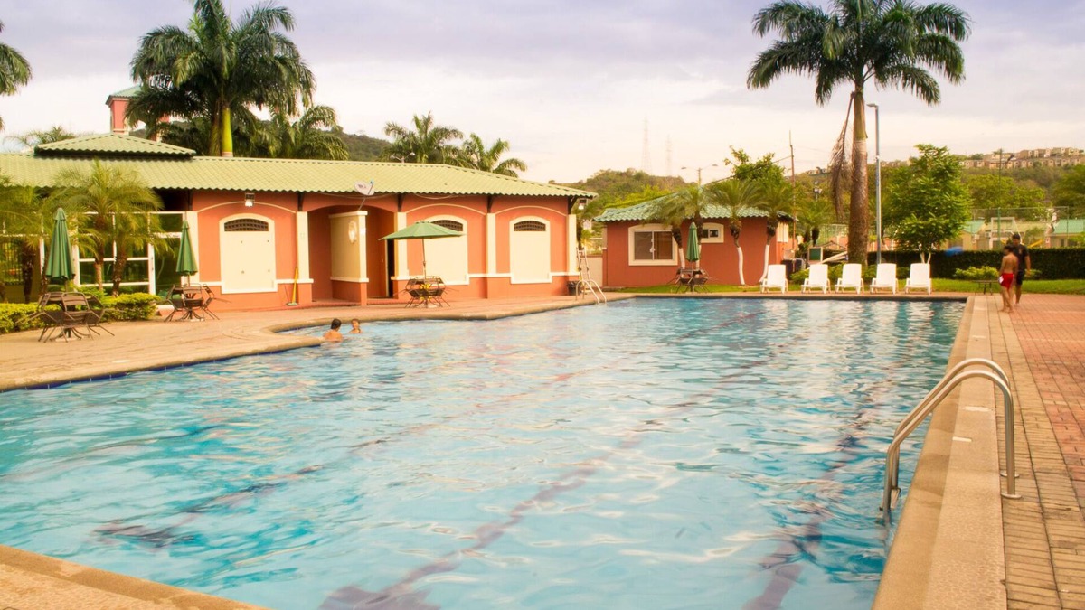 La Aurora Apartment | Cozy Suite 3bedr 3beds 1-6people 24h Security & Confort