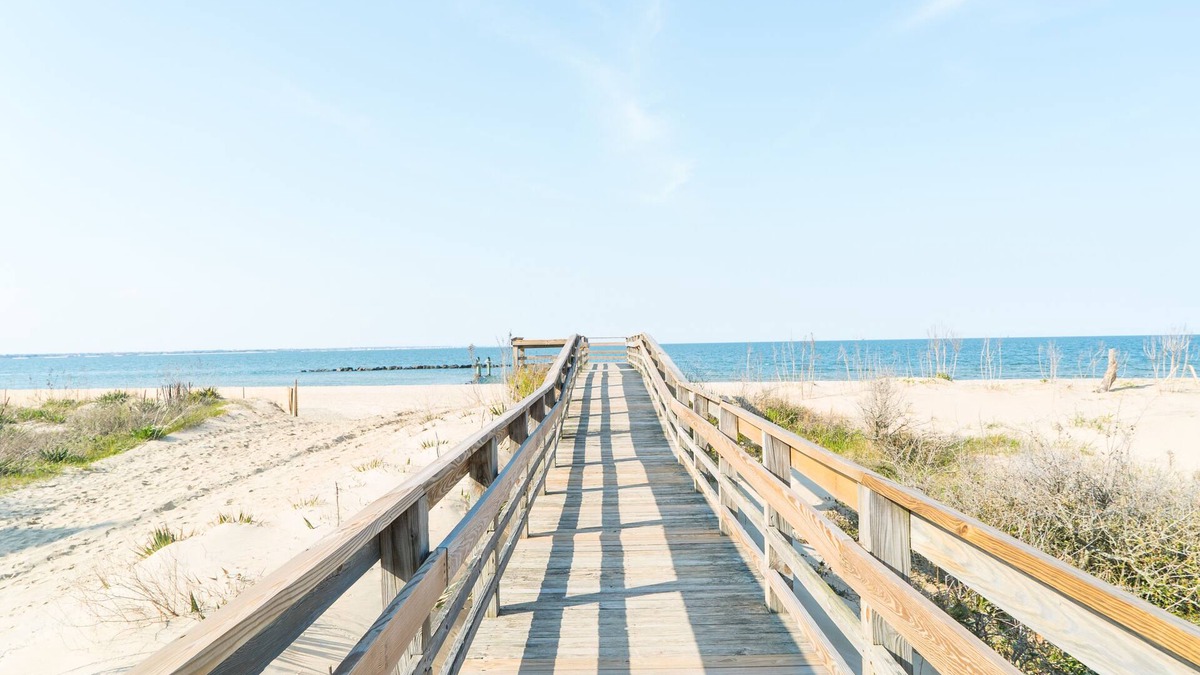 Norfolk Cottage | Cozy Suite at the Beach