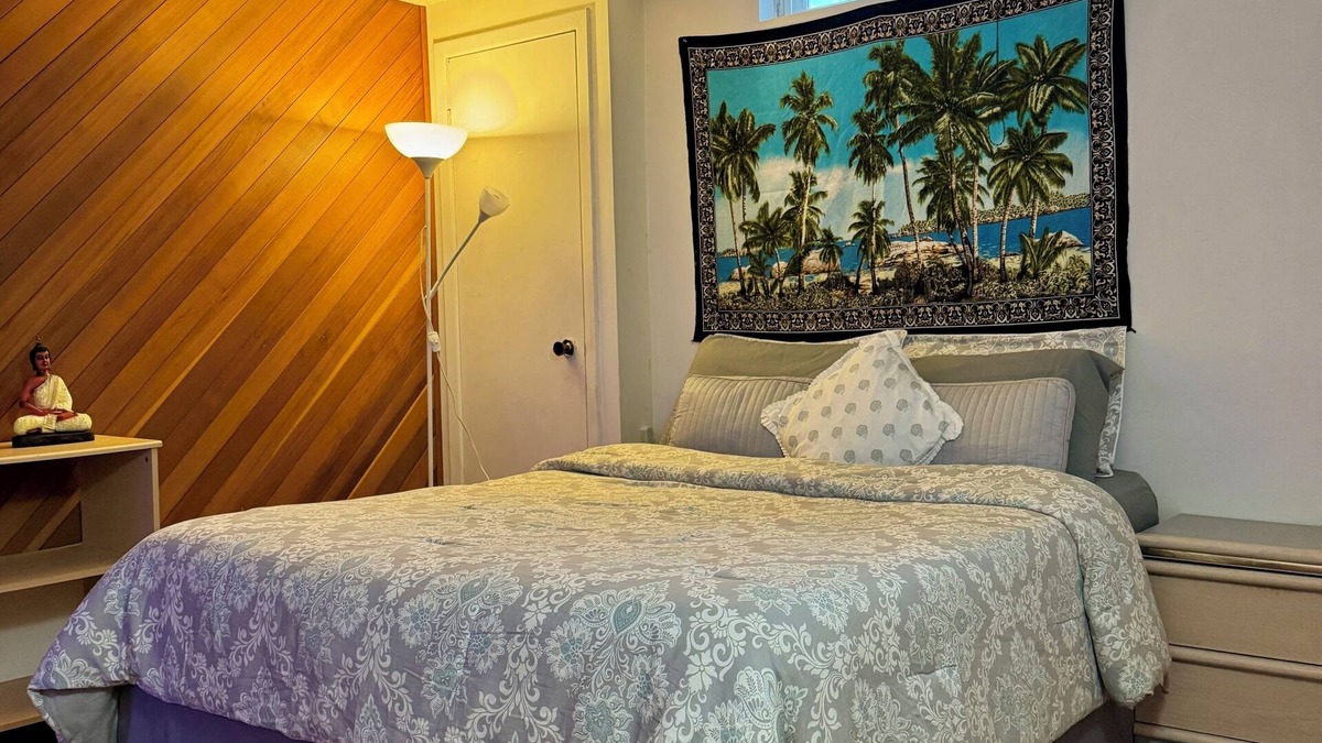 Mavis-Erindale House | Cozy Suite : Heart of Mississauga. Pet Friendly!