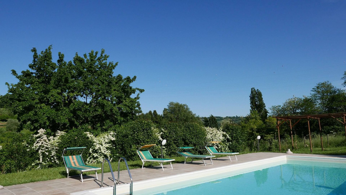 Pesaro Apartment | Cozy Suite with kitchen and pool in the countryside 5 km away from the beaches