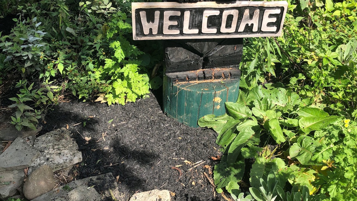 Hoosick Falls House | Cozy Summer retreat with great Pet 🦮 Yard and upgrades! Close to hiking areas!