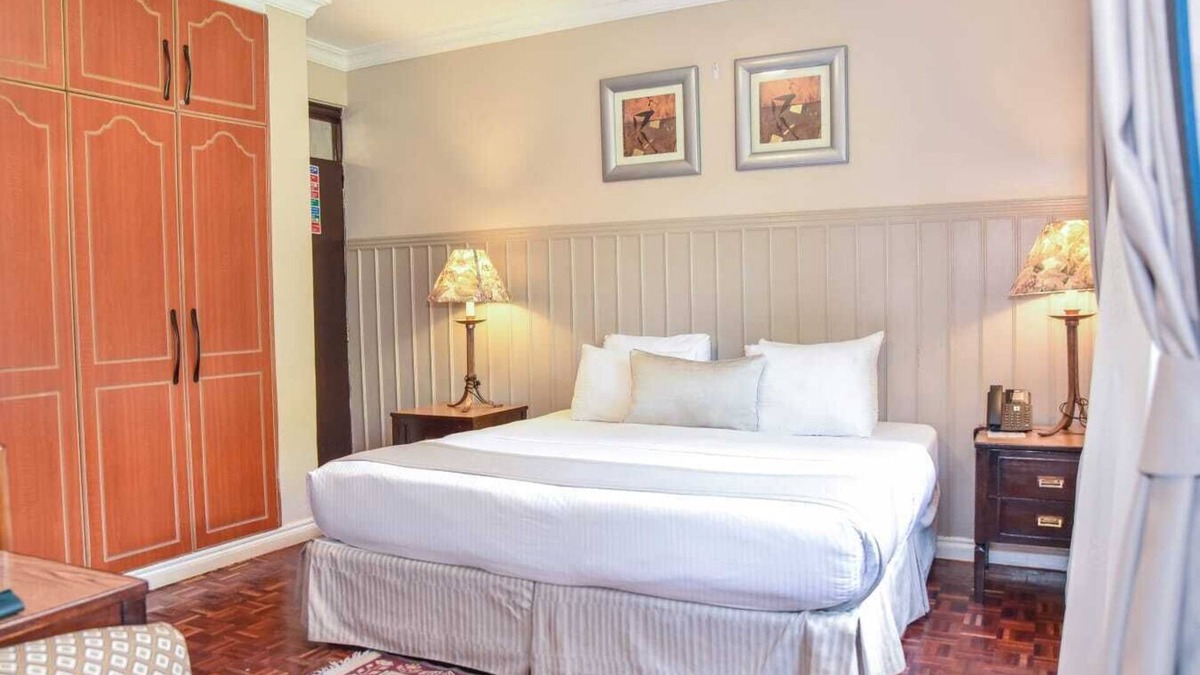 Muthaiga Hotel | Cozy Superior Room with AC & Fitness Access in Vibrant Nairobi