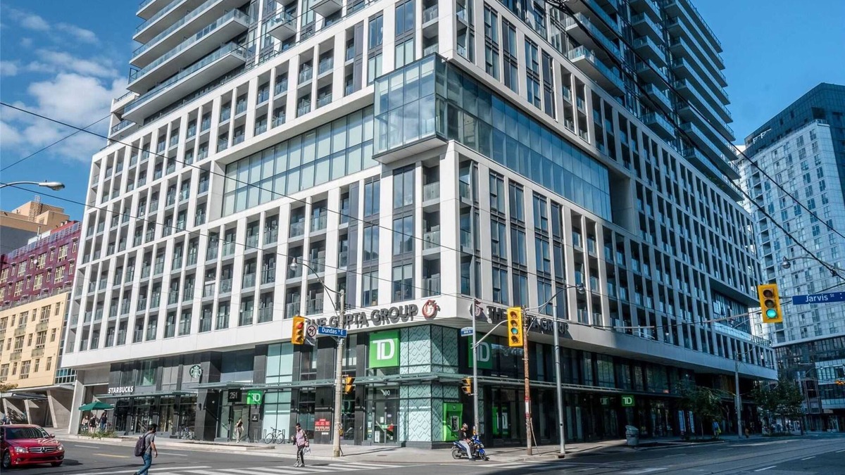 Cabbagetown South Condo | Cozy Sweet 1Br Condo In Center Of Dowontown Toronto