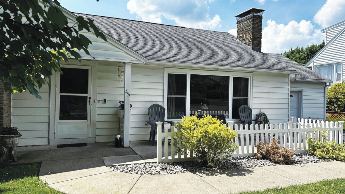 Westvale House | Cozy Syracuse Home - minutes to NYS Fairgrounds, Destiny USA, SU, Armory Square