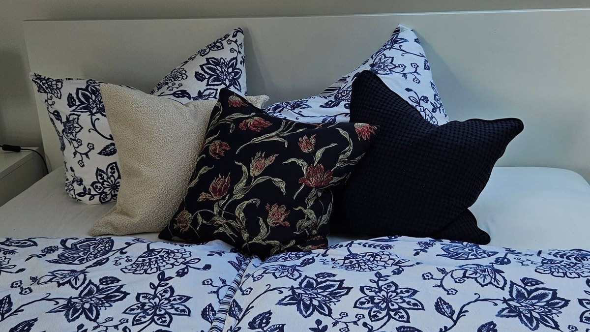 Bischberg Apartment | Cozy, tasteful vacation apartment near Bamberg, dogs + cyclists welcome
