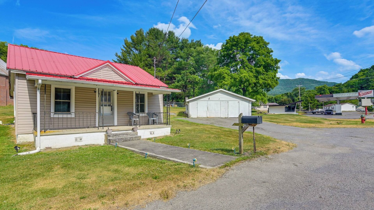 Tazewell House | Cozy Tazewell Home w/Grill on Back of the Dragon!