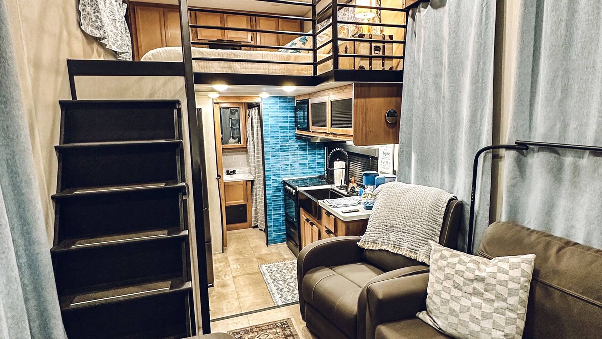 Springtown House | Cozy Tiny Home in Pleasant Springtown Texas with WiFi, AC, Full Kitchen