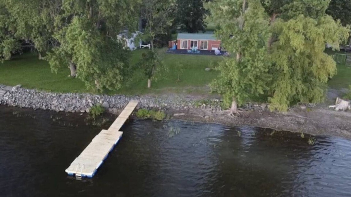 Alburg Cabin | Cozy Tiny Home on Lake Champlain -- Bring Fido!
