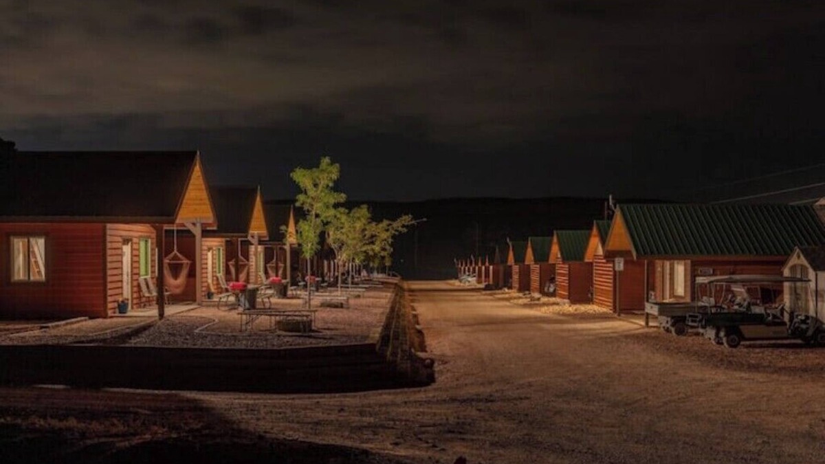 Hurricane Cabin | Cozy tiny home with views of Zion National Park. Pet Friendly!