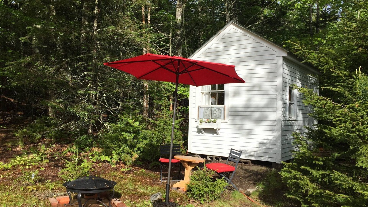 Surry Cottage | Cozy, Tiny House Edge of Forest Acadia/Blue Hill