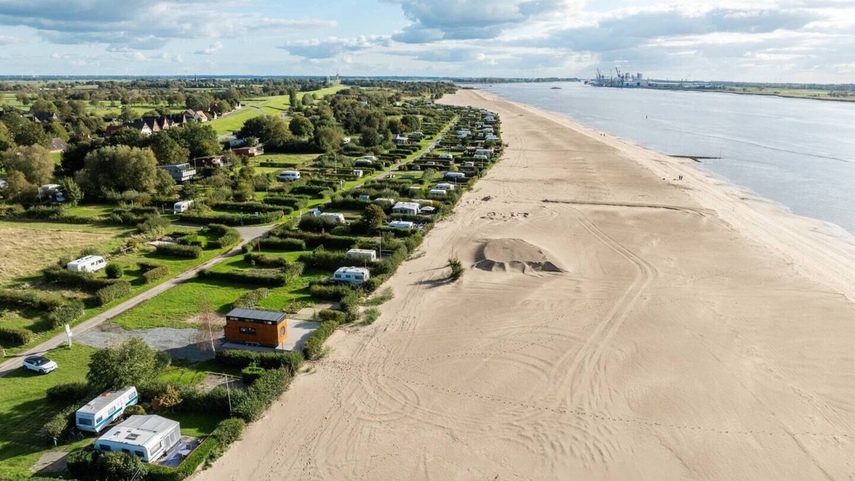 Hagen im Bremischen House | Cozy tiny house on the beach