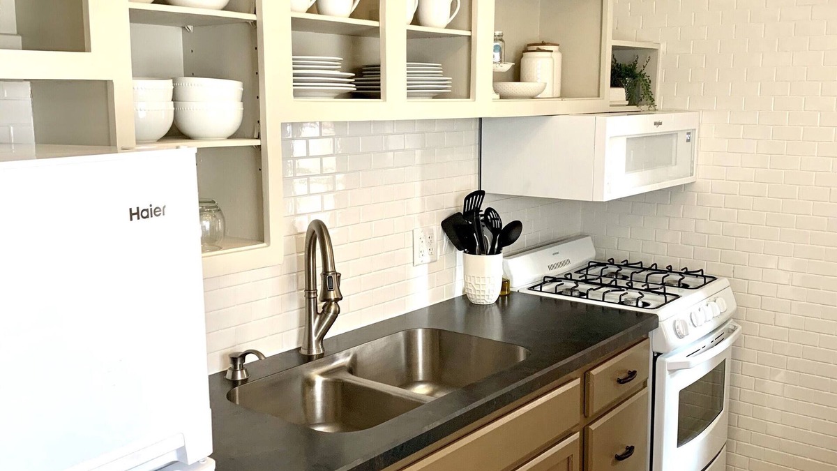 Reading House | Cozy Townhome In The Heart Of Reading City