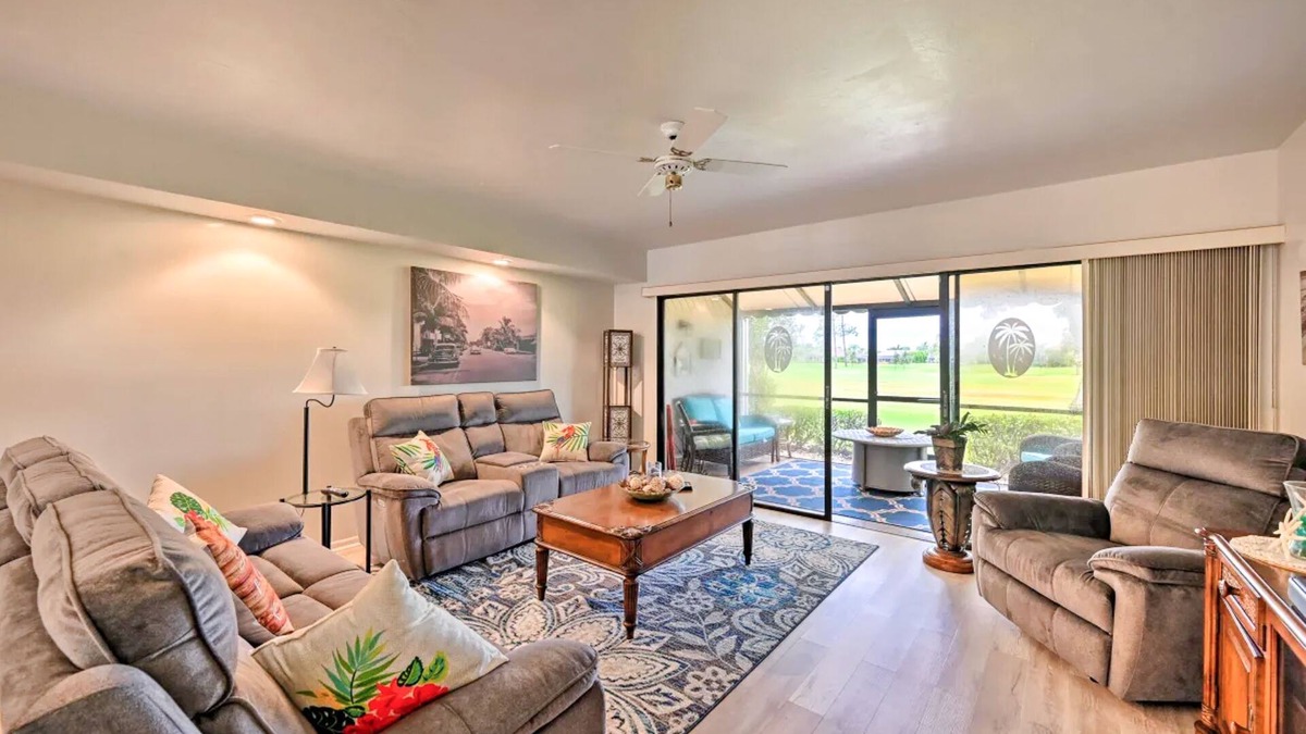 Bonita Springs Condo | Cozy townhome located near the beach, golf course, and restaurants