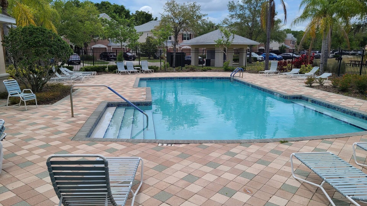 Wesley Chapel House | Cozy Townhouse 5 mins from Restaurants & Outlets, 20 mins from Downtown Tampa