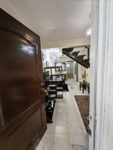 Tuba House | Cozy Townhouse own parking Wi-Fi