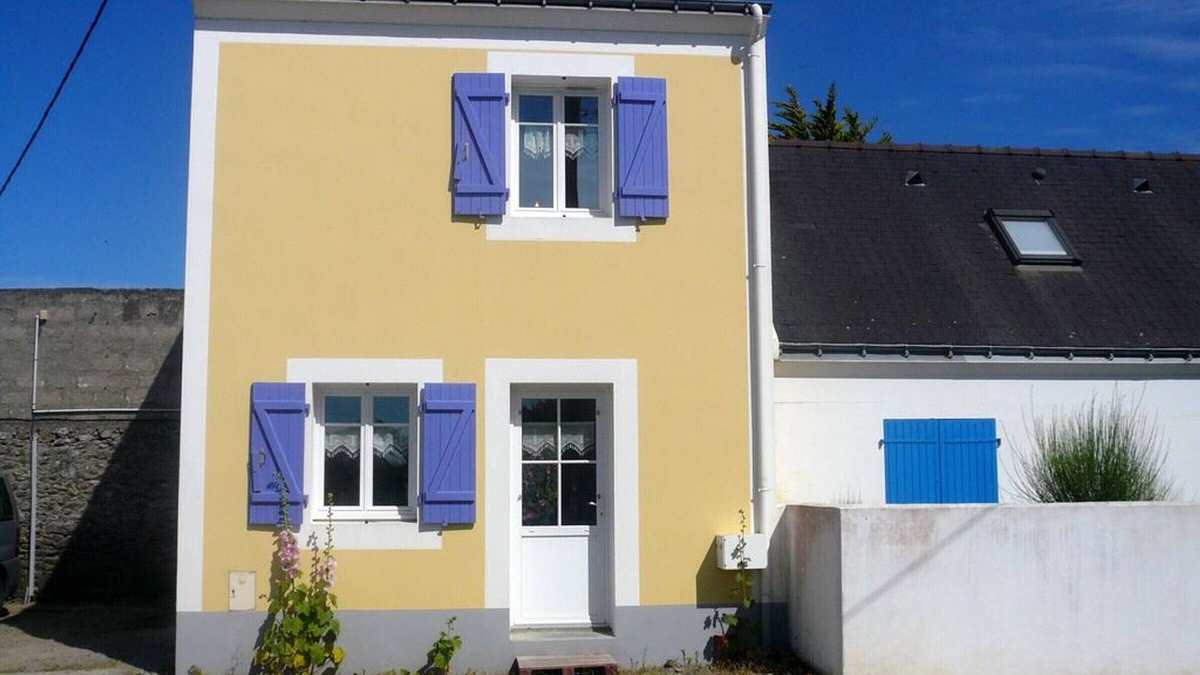 Sauzon House | Cozy Townhouse with Garden, Terrace & Close to Sauzon Port - Pet Friendly
