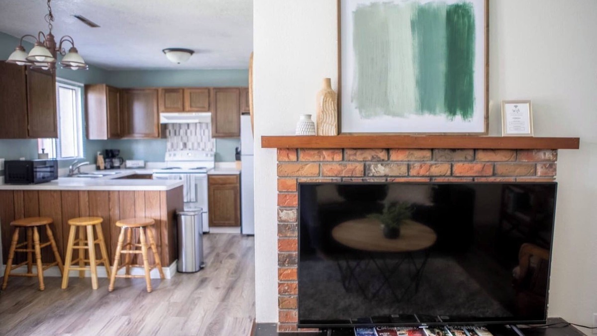 Great Falls Apartment | Cozy Twin Pines Apartment-Great Falls