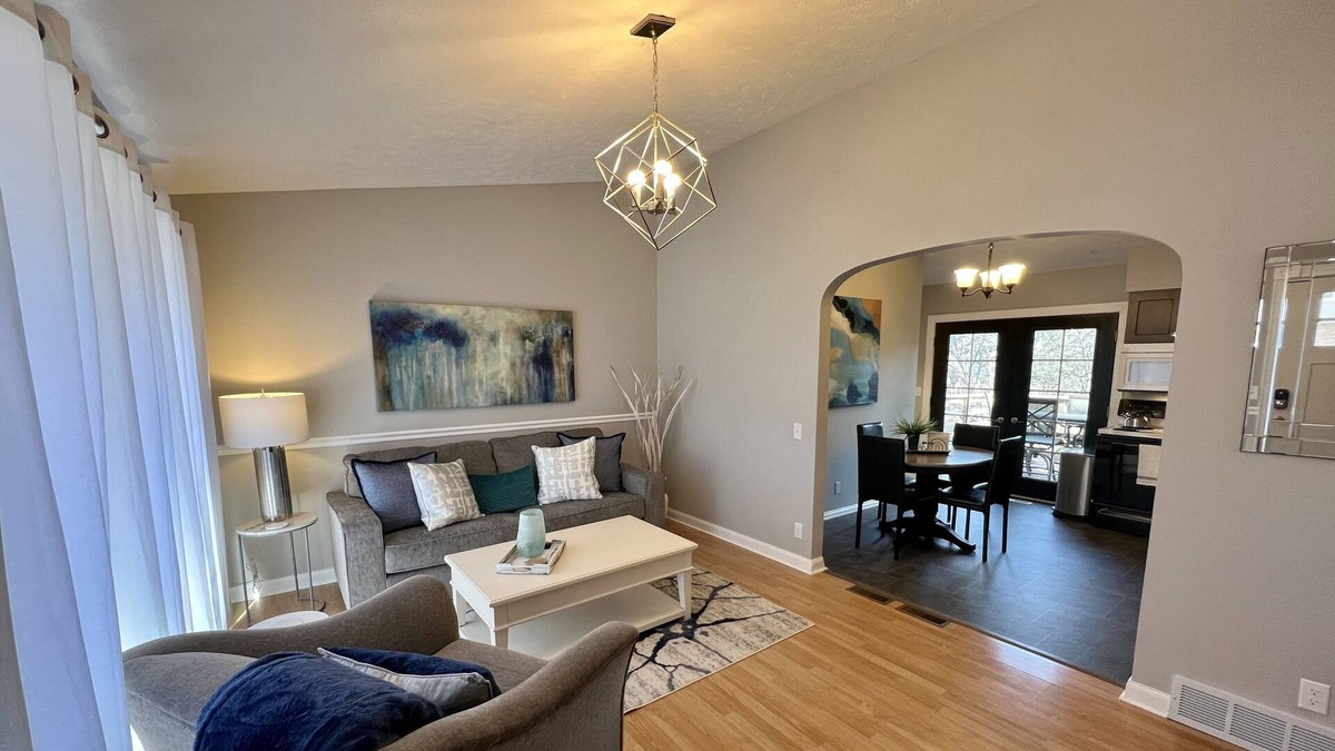 Millard House | Cozy & Updated Home - Minutes from I-80