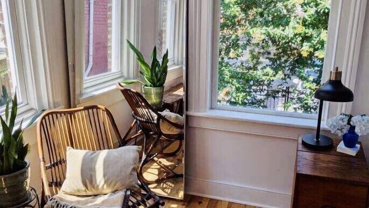 Jackson Ward House | Cozy Urban Oasis in Historic Home FREE Private Parking Included