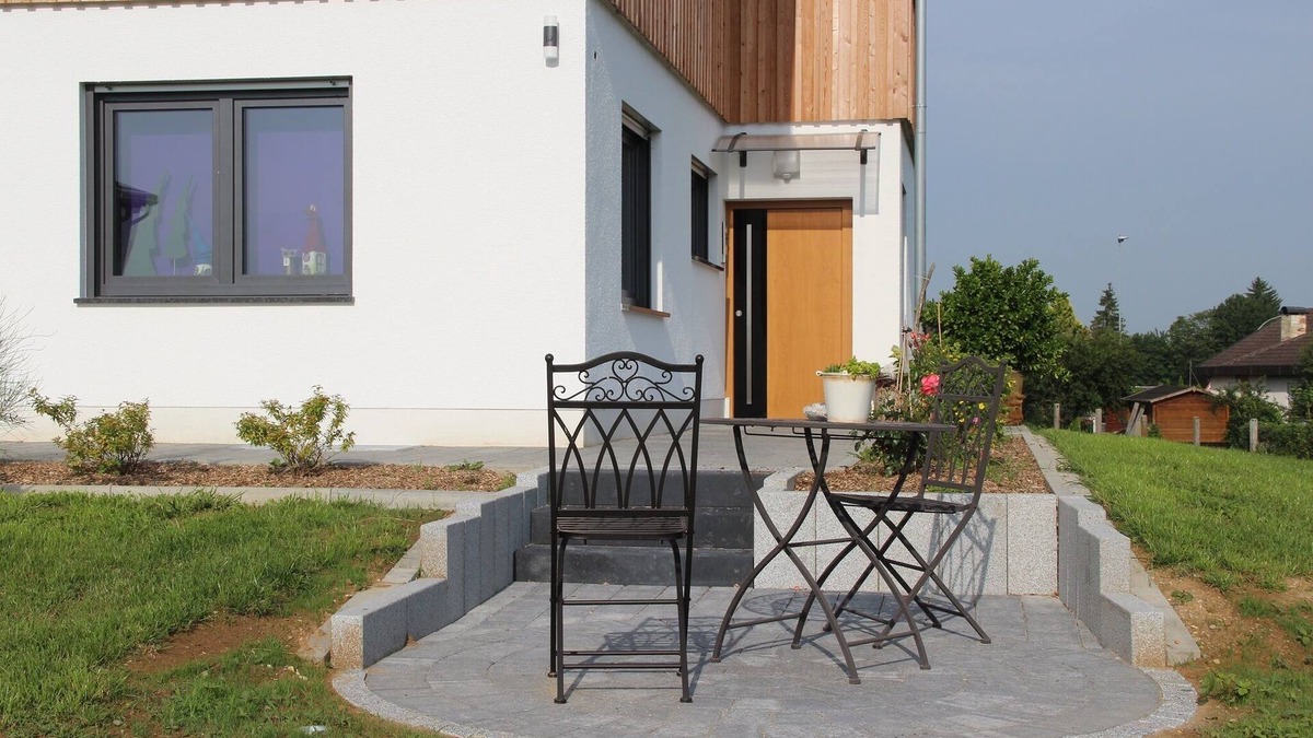 Dillingen an der Donau Apartment | Cozy vacation apartment (55sqm) with covered terrace