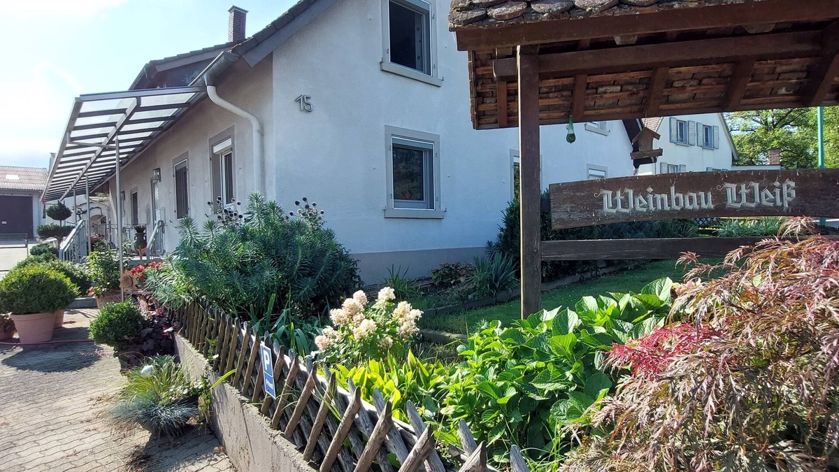 Heitersheim Apartment | Cozy vacation apartment near the vineyards, approx. 80 sqm