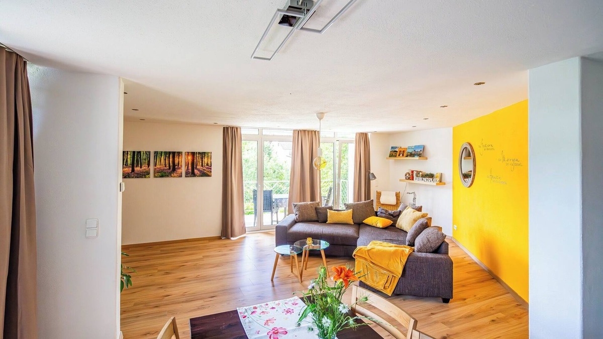 Zapfendorf Apartment | Cozy vacation apartment (120m2) with 2 bedrooms
