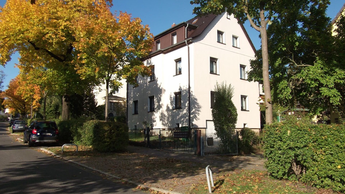 Ebersdorf Condo | Cozy vacation apartment Chemnitz for 2-4 pers. with 2 bedrooms on the ground floor.