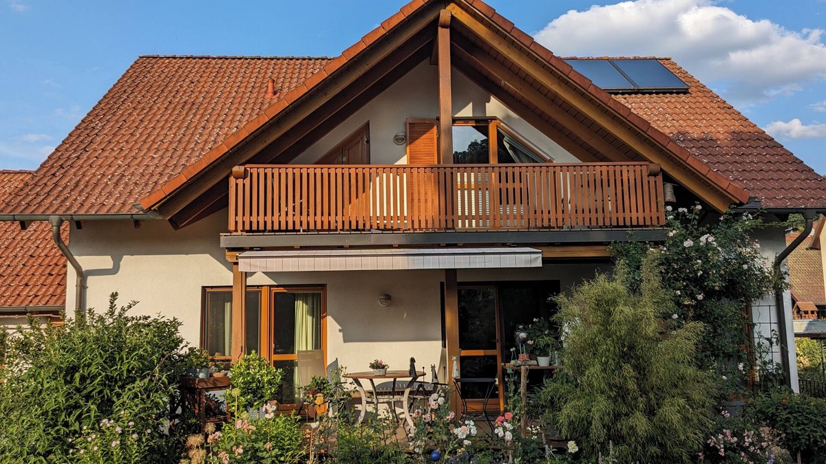 Weismain Apartment | Cozy vacation apartment in Weismain with balcony