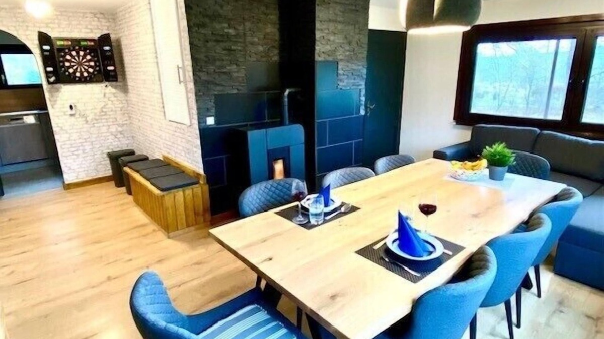 Selbitz Apartment | Cozy vacation apartment for up to 8 people with terrace
