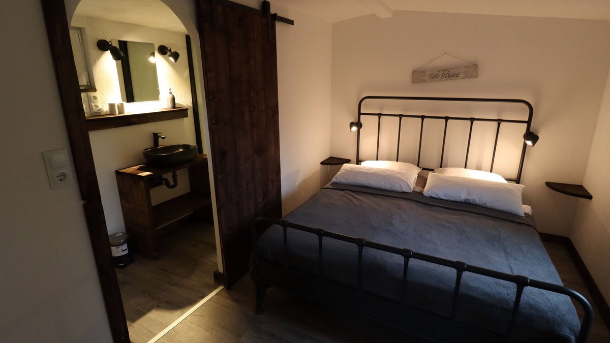 Horne House | Cozy vacation apartment "Grüner Weg" in the countryside with barbecue terrace.