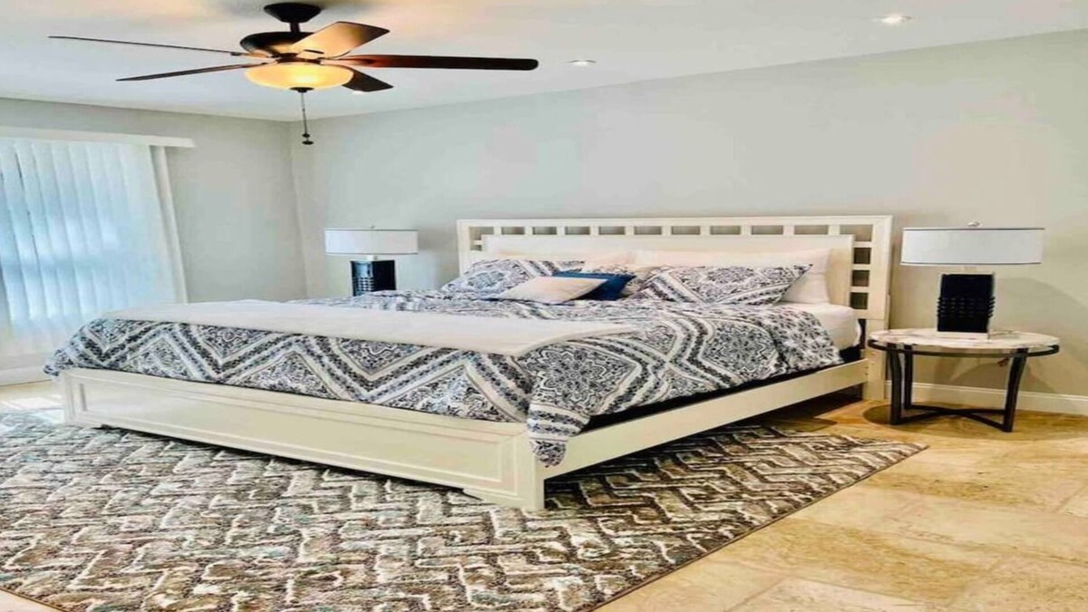 Bayou Oaks Apartment | Cozy vacation home 5 mins from downtown!
