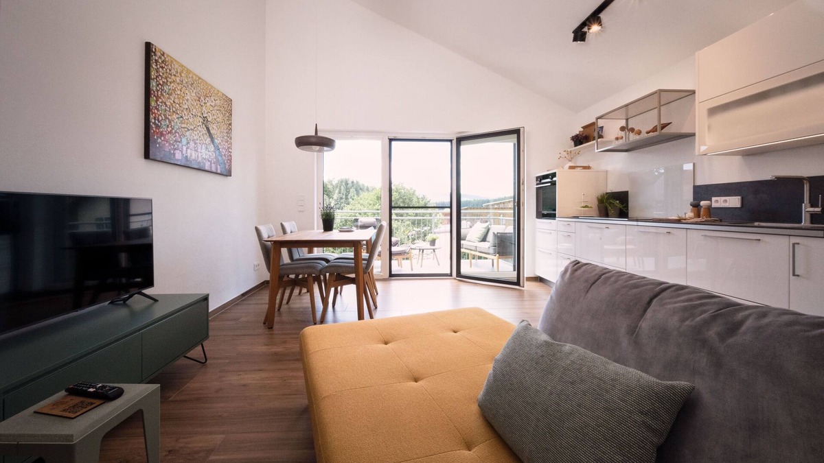 Wunsiedel Apartment | Cozy vacation home (65sqm) with large balcony