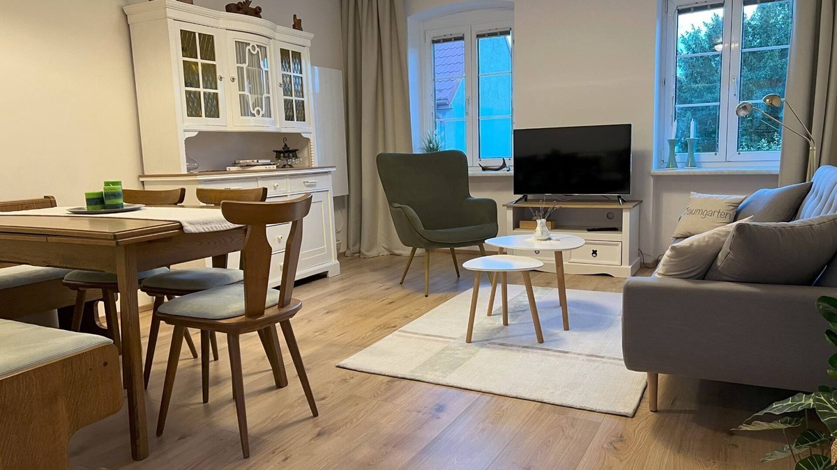 Hautzendorf Apartment | Cozy vacation home (100sqm) with large garden