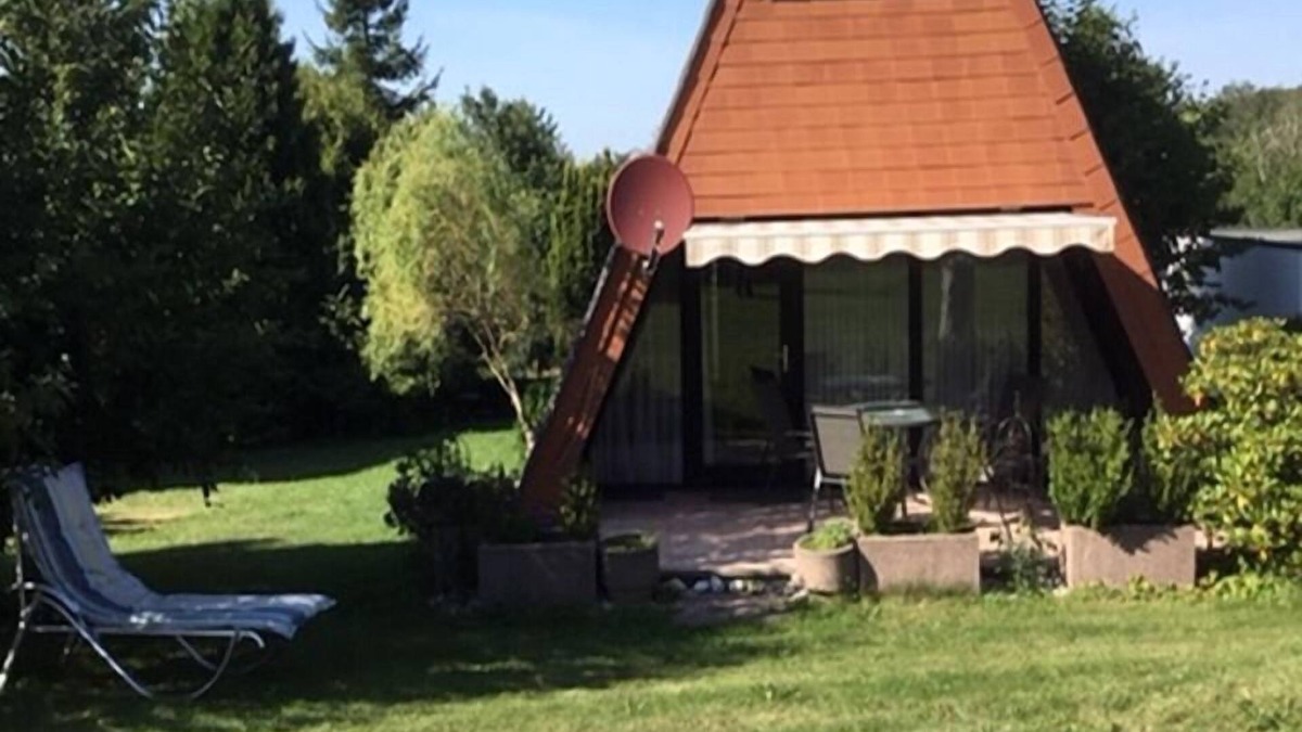 Lichtenberg House | Cozy vacation home with sunny terrace Frankenwald near bathing lake/Smart-TV