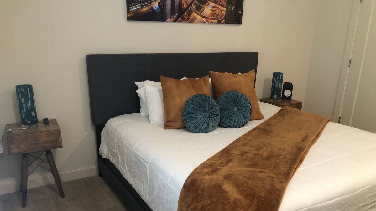Northwest Apartment | “Cozy VB Getaway” near Outlets
