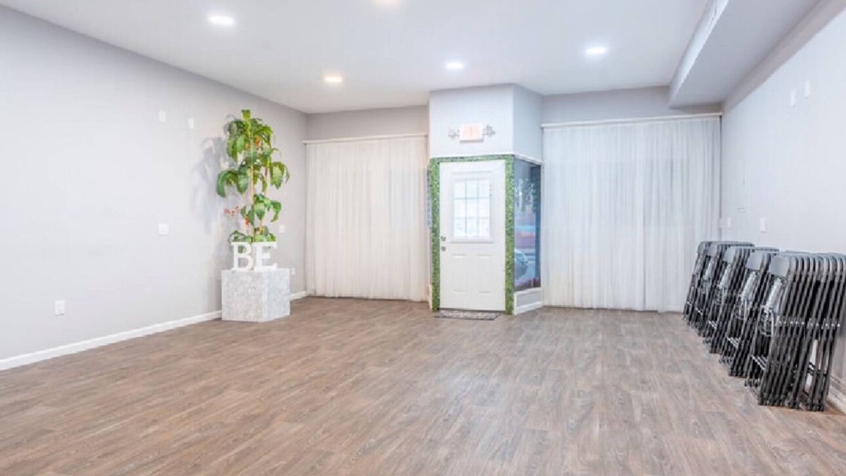 Weequahic House | Cozy Venue with WiFi, AC in charming Newark