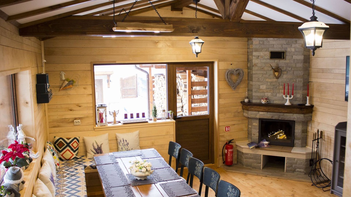 Samokov Villa | Cozy villa with fireplace - only 9 km. from the ski slopes!