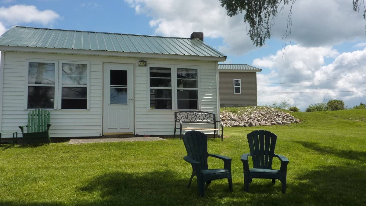 Sears Cottage | Cozy Vintage Cottage on Big Lake (yes, that's the name of the lake)