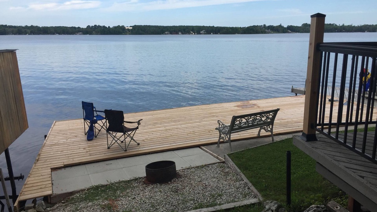 South Bruce Peninsula Cottage | Cozy Waterfront Cottage on desirable lake