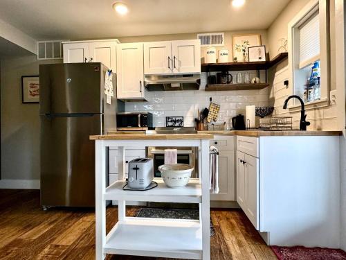 Somers Apartment | Cozy Waterfront Retreat Near Flathead Lake