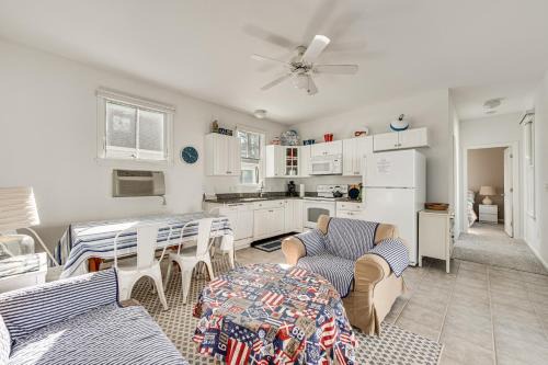 Ogunquit - Wells House | Cozy Wells Cottage with Pool Access 1 Mi to Beach!