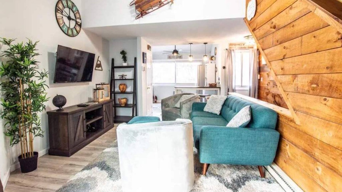 Thornton Apartment | Cozy White Mountain Condo
