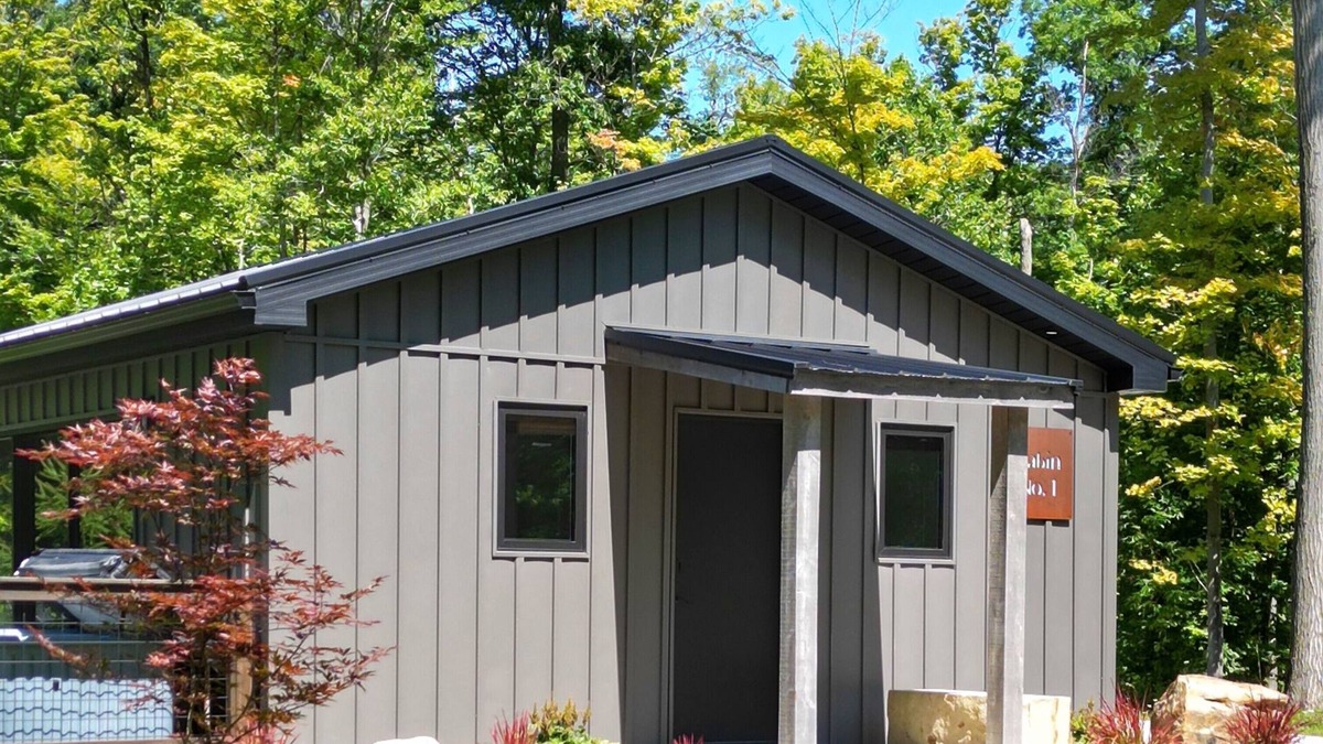 Madison Cabin | Cozy Woodside Cabins w/Hot Tub, Private Deck & Scenic Trails in Wine Country