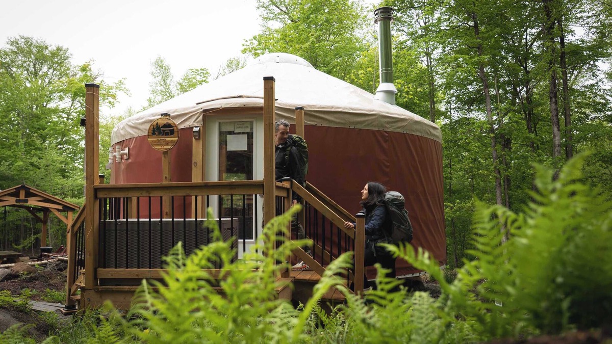 Sainte-Agathe-des-Monts House | Cozy Yurt in the Woods