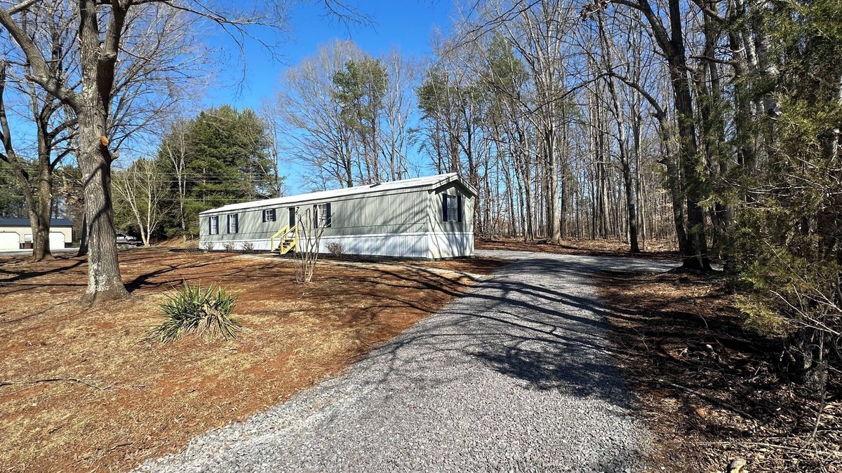 Advance House | CozyGlamping Bermuda Run/Winston Salem. Pet Friendly!