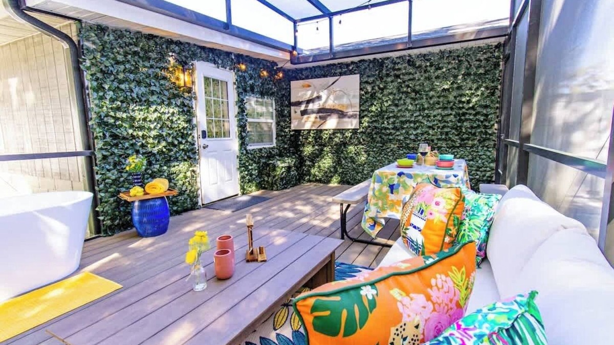 Orlando Apartment | CozyHome BigGrdn RmWTub PetOkUCF